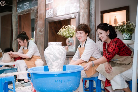 trải nghiệm ẩm thực trong làng gốm - bữa cơm đậm vị quê hương